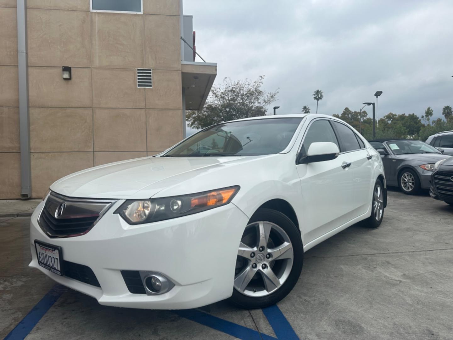 2012 WHITE /Tan Acura TSX 5-Speed AT (JH4CU2F47CC) with an 2.4L L4 DOHC 16V engine, 5-Speed Automatic transmission, located at 30 S. Berkeley Avenue, Pasadena, CA, 91107, (626) 248-7567, 34.145447, -118.109398 - Crown City Motors is a used “Buy Here Pay Here” car dealer in Pasadena CA. “Buy Here Pay Here” financing, means that when you purchase your vehicle from our dealership, that you make the payments to the dealership as well. We do not need the banks approval to get you approved for a used auto - Photo#0